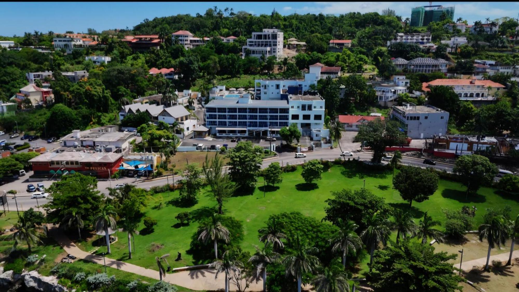 Hotel 39 Jamaica 蒙特哥贝 外观 照片